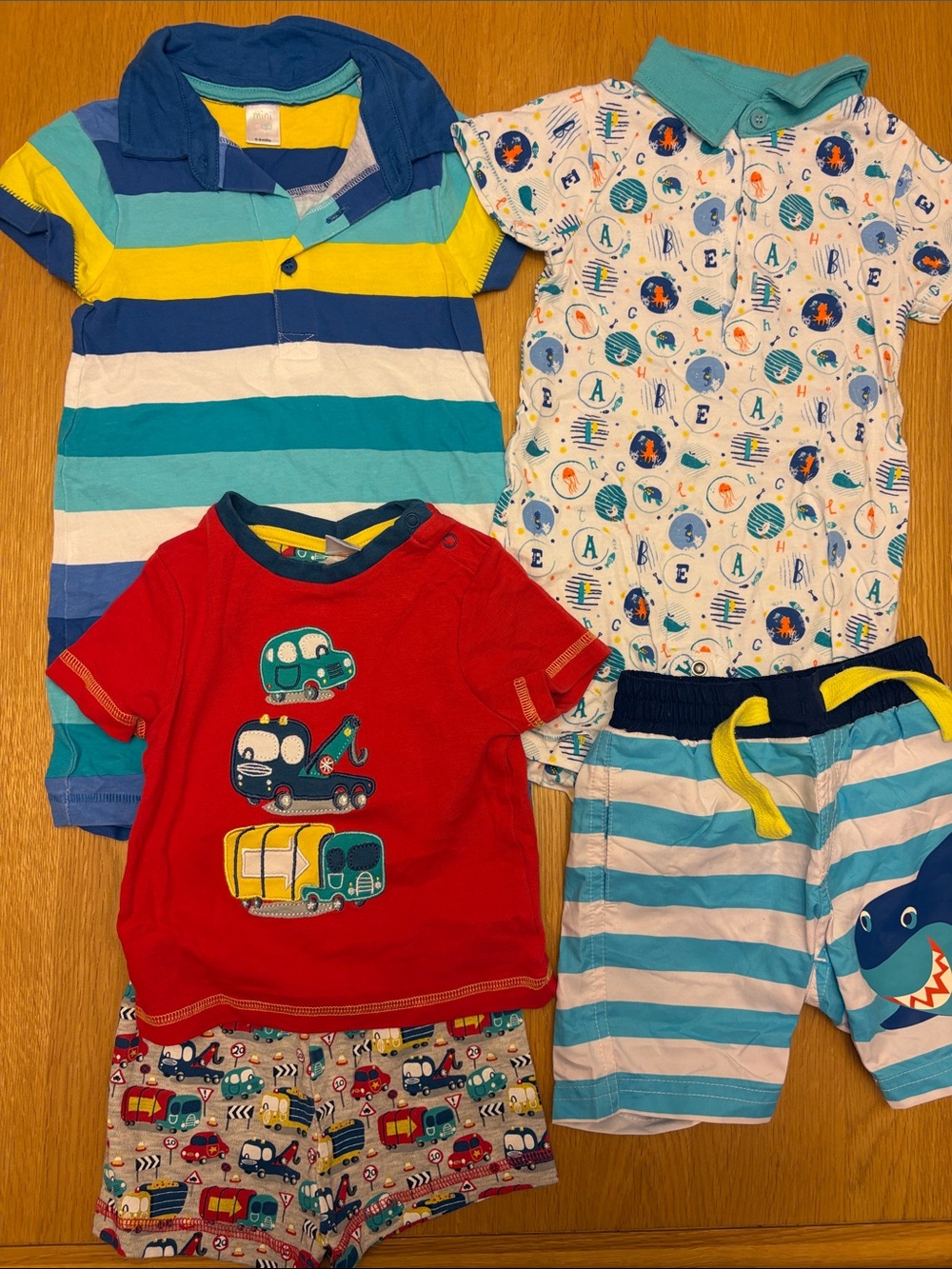 Vibrant and Bright Baby Bundle 6-9 months
